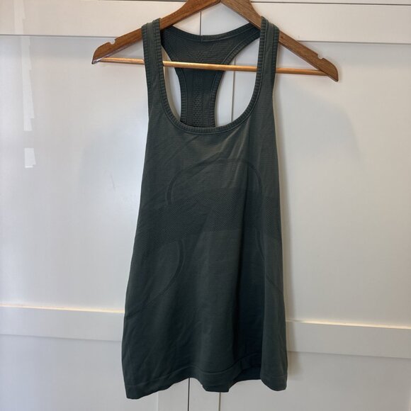 Lululemon Women's 10 Green Racerback Tank Top Sweat life - Picture 1 of 10